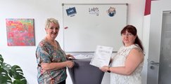 OU!S-Absolventin Kathrin Stöcker und Andrea Rauhaus bfz Lauda-Königshofen LOU!S-Absolventin Kathrin Stöcker und Andrea Rauhaus