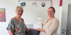 LOU!S-Absolventin Mina Schmidbauer und Andrea Rauhaus bfz Lauda-Königshofen LOU!S-Absolventin Mina Schmidbauer und Andrea Rauhaus