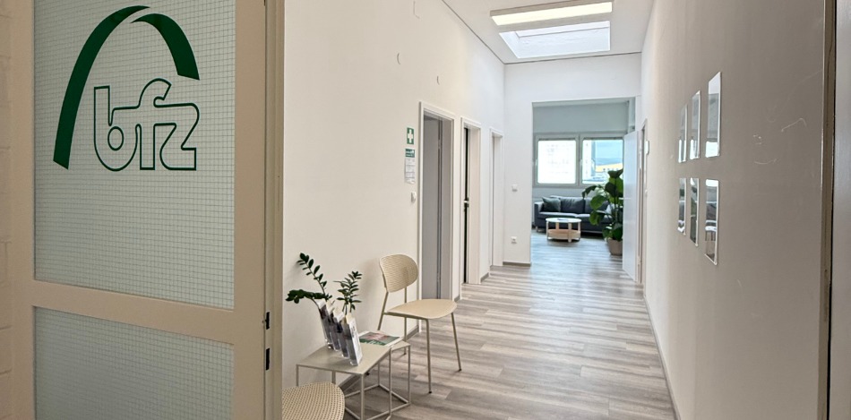Blick in den Eingangsbereich am bfz Bayreuth Standort Weiherstraße