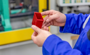 Umschulung zum/zur Kunststoff-​ und Kautschuktechniker/in (IHK)