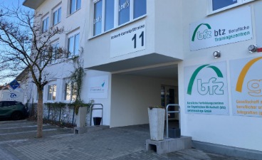 Gebäudeansicht Außenstelle bfz Radolfzell und Podologieschule Bodensee